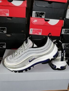 NIKE AIR MAX 97S WOMEN'S US SIZE 7.5 GREAT CONDION
